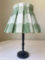 PLAID CLASSIC BOX PLEAT LAMPSHADE | GREEN