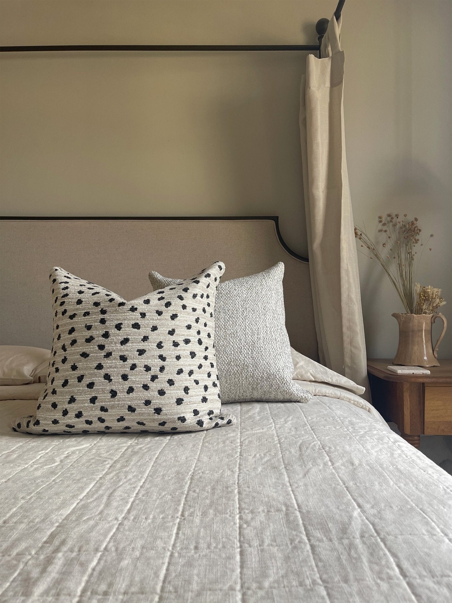 Black and white polka dot pillow hot sale